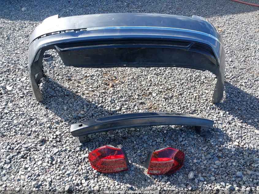 2017 VOLKSWAGEN PASSAT 1.8T R-LINE 1VWDT7A38HC059590