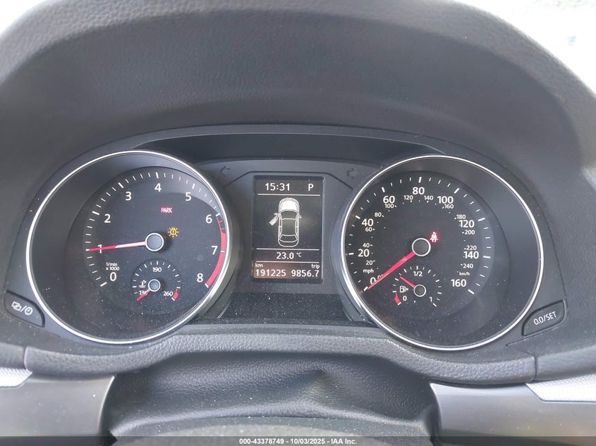 2017 VOLKSWAGEN PASSAT 1.8T R-LINE 1VWDT7A38HC059590