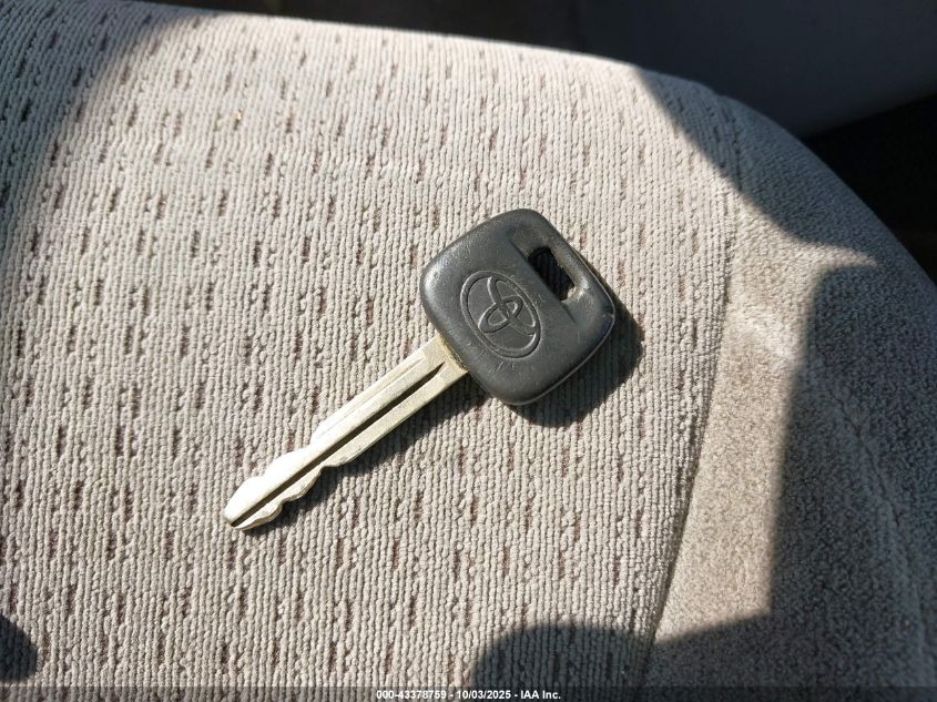 2010 Toyota Sienna Ce VIN: 5TDKK4CCXAS318433 Lot: 43378759