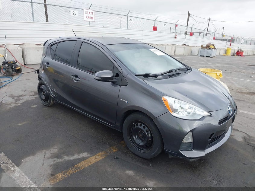 TOYOTA PRIUS C THREE
