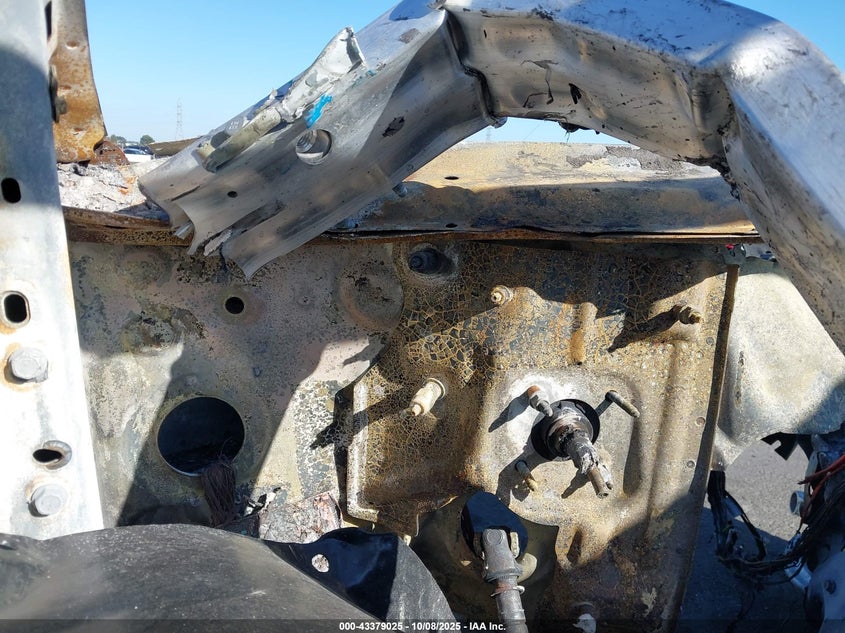 2026 Tesla Model Y Long Range Dual Motor All-Wheel Drive VIN: 7SAYGDED4TF394788 Lot: 43379025