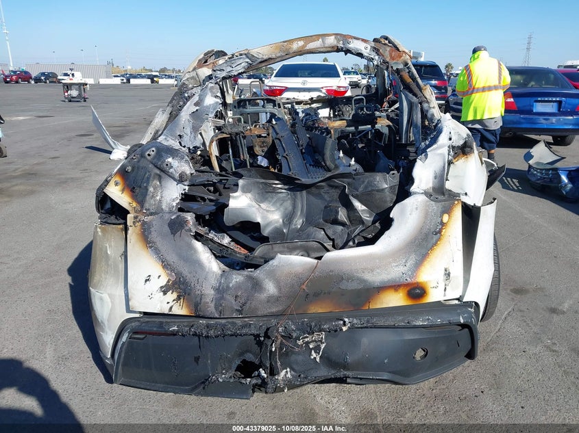 2026 Tesla Model Y Long Range Dual Motor All-Wheel Drive VIN: 7SAYGDED4TF394788 Lot: 43379025