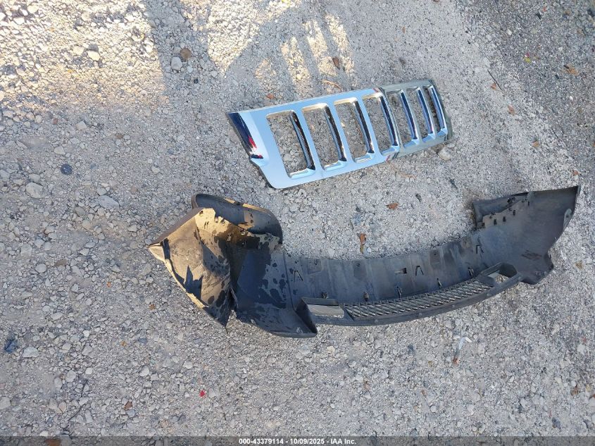 2012 Jeep Grand Cherokee Overland VIN: 1C4RJECG1CC177055 Lot: 43379114