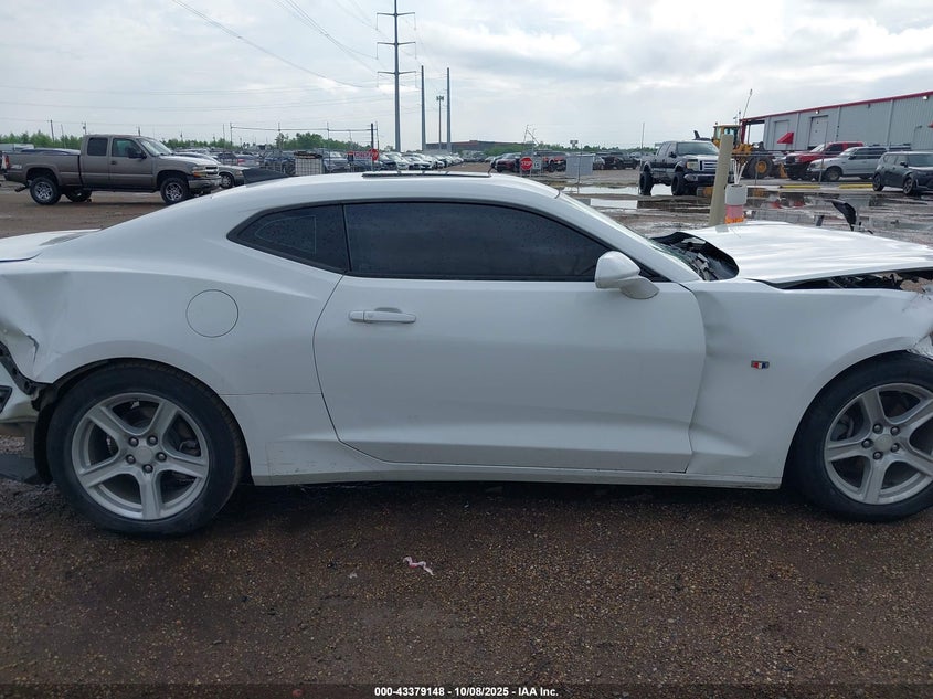 2017 Chevrolet Camaro 1Lt VIN: 1G1FB1RX1H0110974 Lot: 43379148