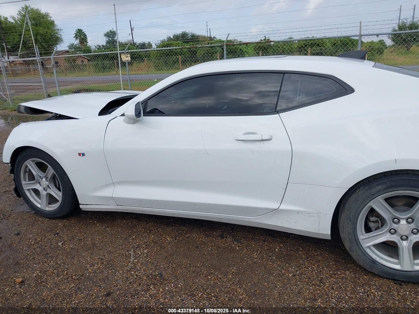 2017 Chevrolet Camaro 1Lt VIN: 1G1FB1RX1H0110974 Lot: 43379148