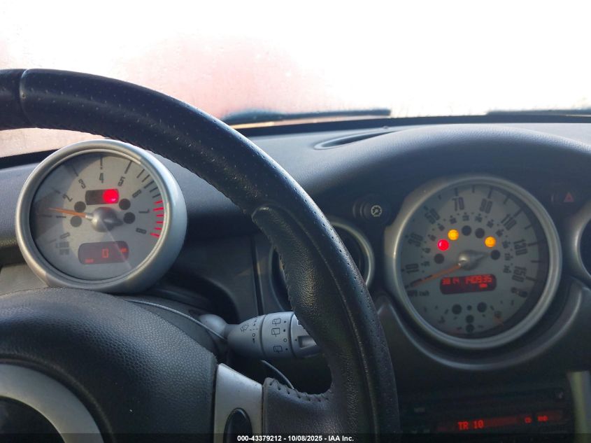 2004 Mini Cooper S VIN: WMWRE33424TD89396 Lot: 43379212