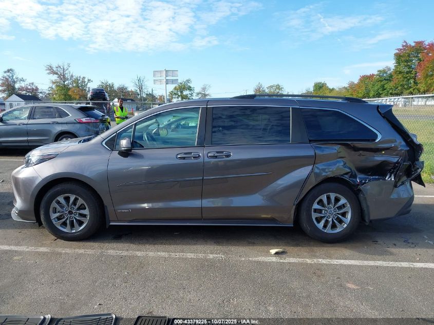 2021 Toyota Sienna Le VIN: 5TDKRKEC5MS038145 Lot: 43379225