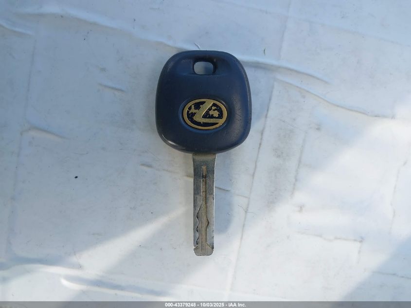 2004 Lexus Is 300 VIN: JTHBD192840082975 Lot: 43379248