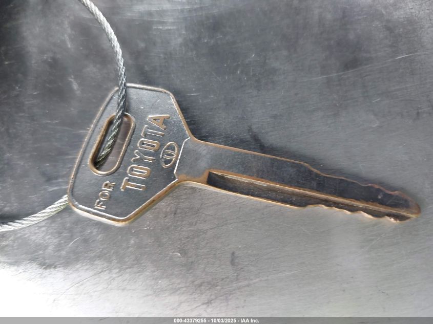 1988 Toyota Camry Dlx VIN: JT2SV21EXJ0159084 Lot: 43379255