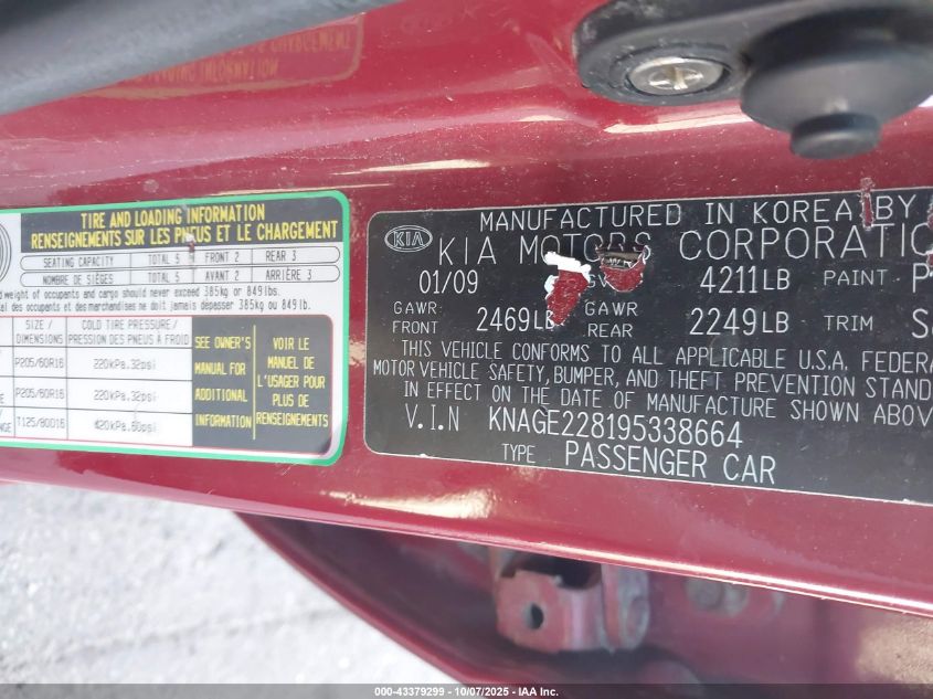 2009 Kia Optima Lx VIN: KNAGE228195338664 Lot: 43379299