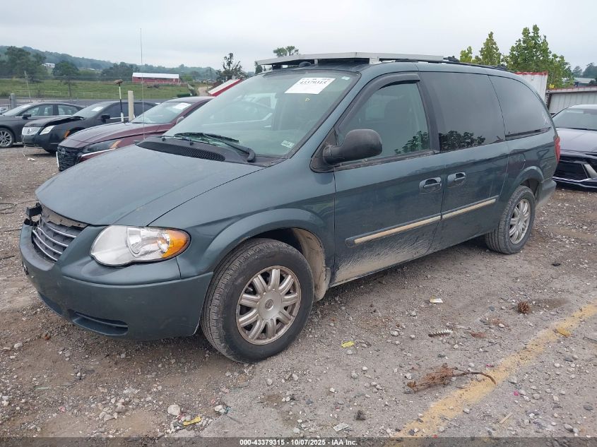 2005 Chrysler Town & Country Touring VIN: 2C4GP54L15R392592 Lot: 43379315