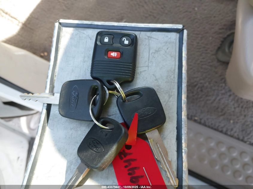 2000 Ford Excursion Limited VIN: 1FMSU43F6YEB39984 Lot: 43379447