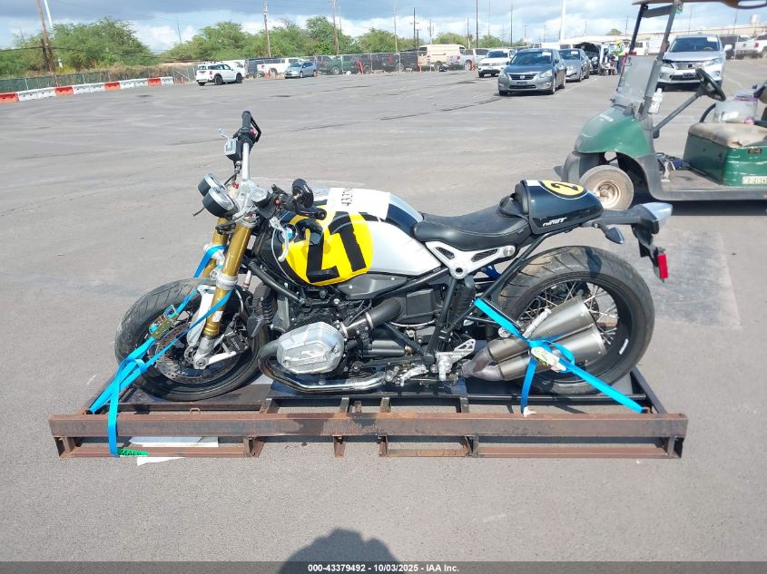 2018 BMW R Nine T VIN: WB10J0305JZ698527 Lot: 43379492