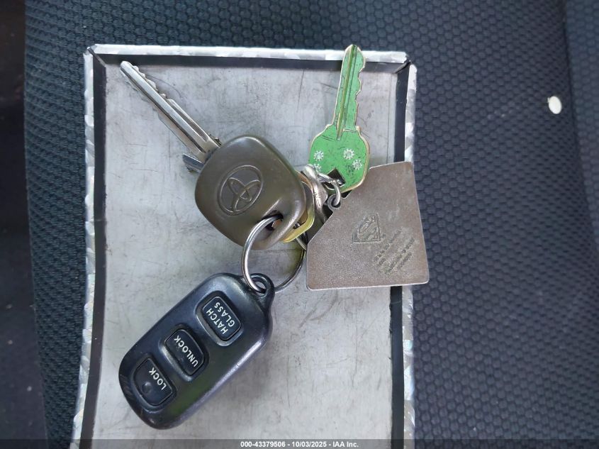 2007 Toyota Matrix Xr VIN: 2T1KR30E47C657069 Lot: 43379506