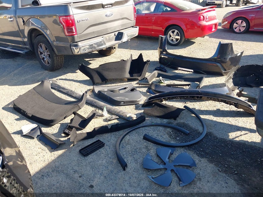 2026 Tesla Model Y Long Range Dual Motor All-Wheel Drive VIN: 7SAYGDED5TF431279 Lot: 43379514