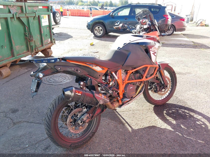 VBKV49401KM906032 2019 KTM  photo no. 4