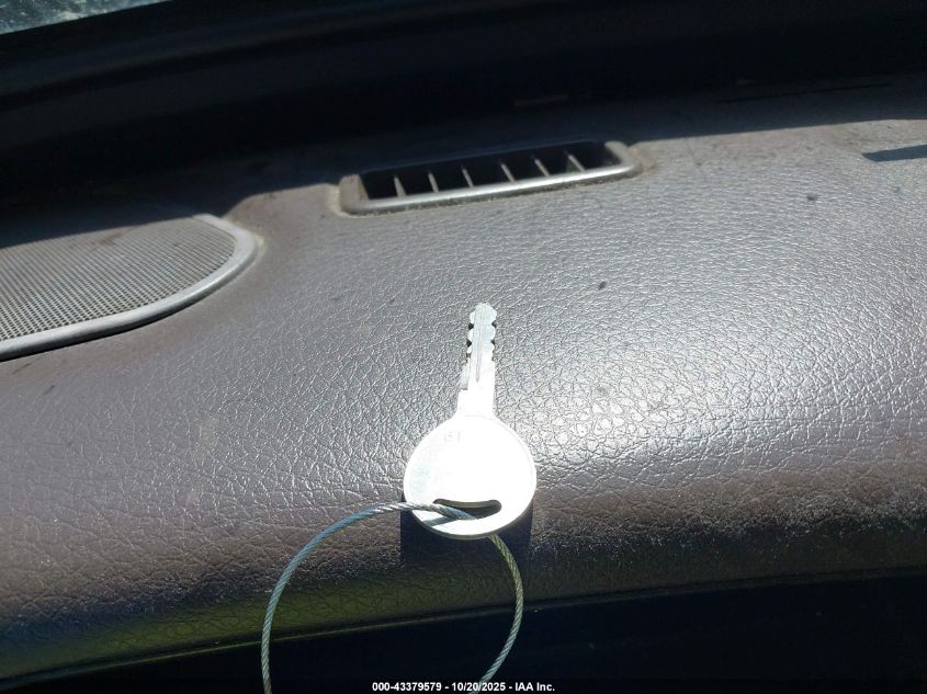 2012 Volvo Vn Vnl VIN: 4V4NC9EH5CN537409 Lot: 43379579