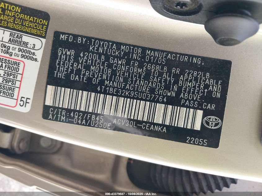 2005 Toyota Camry Le VIN: 4T1BE32K95U037764 Lot: 43379587