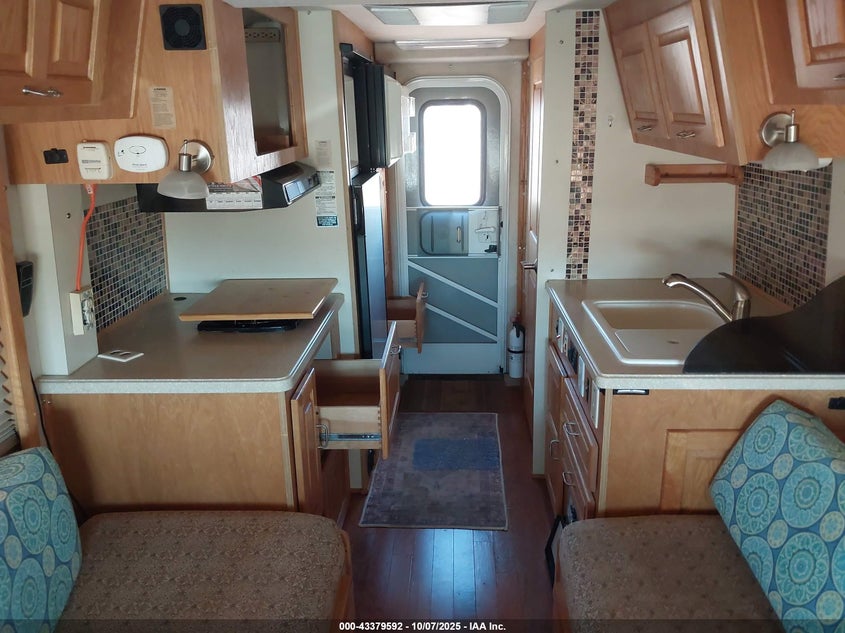 2008 Ford Born Free Motorcoach VIN: 1FDWE35S88DA05115 Lot: 43379592