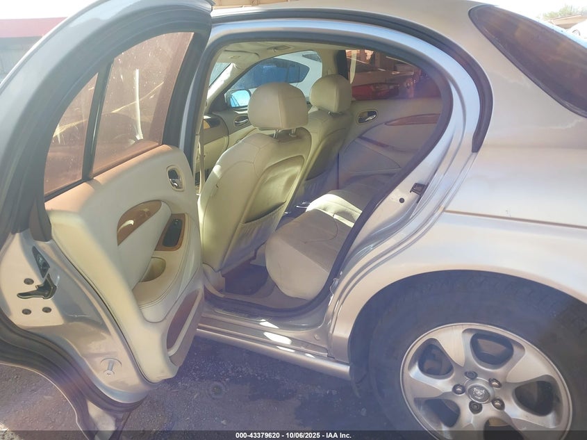 2002 Jaguar S-Type 3.0L V6 VIN: SAJDA01N02FM22151 Lot: 43379620