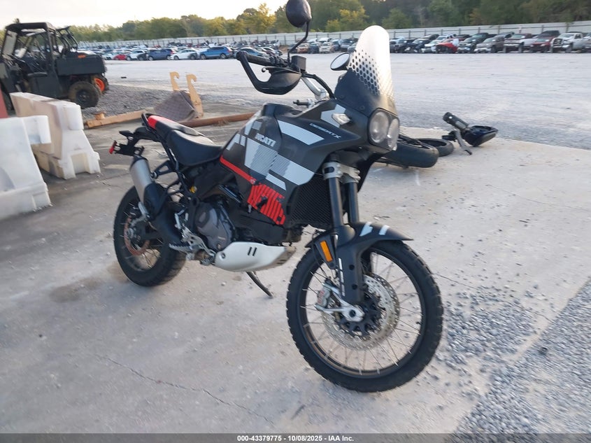 ZDMXANDT3RB000397 2024 Ducati Desert X auction photo 1