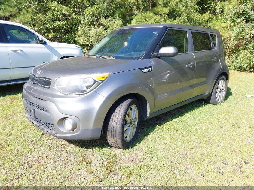 2018 KIA SOUL + KNDJP3A53J7573690