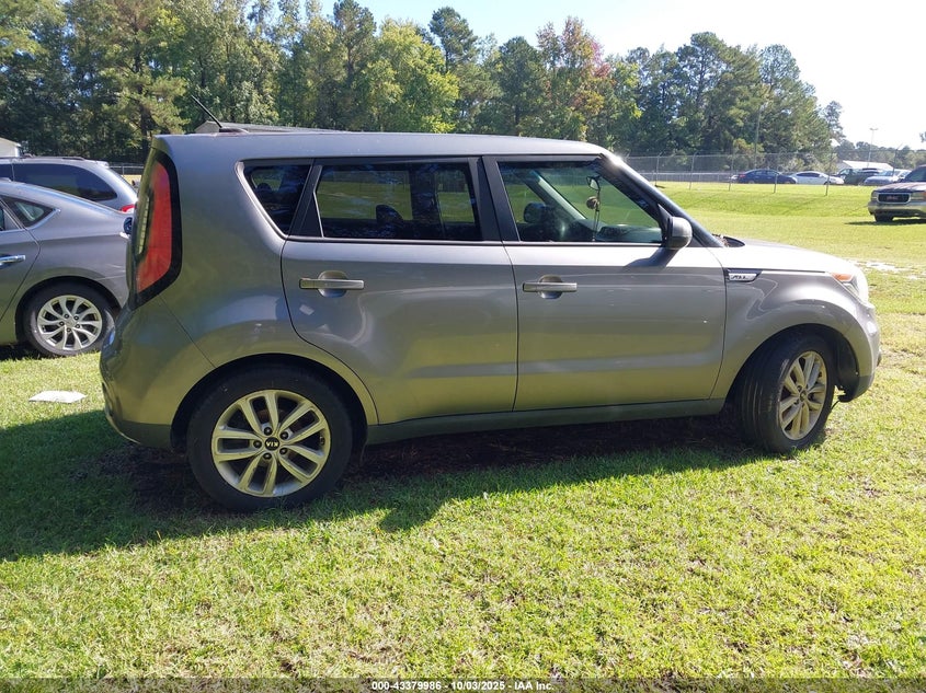 2018 KIA SOUL + KNDJP3A53J7573690