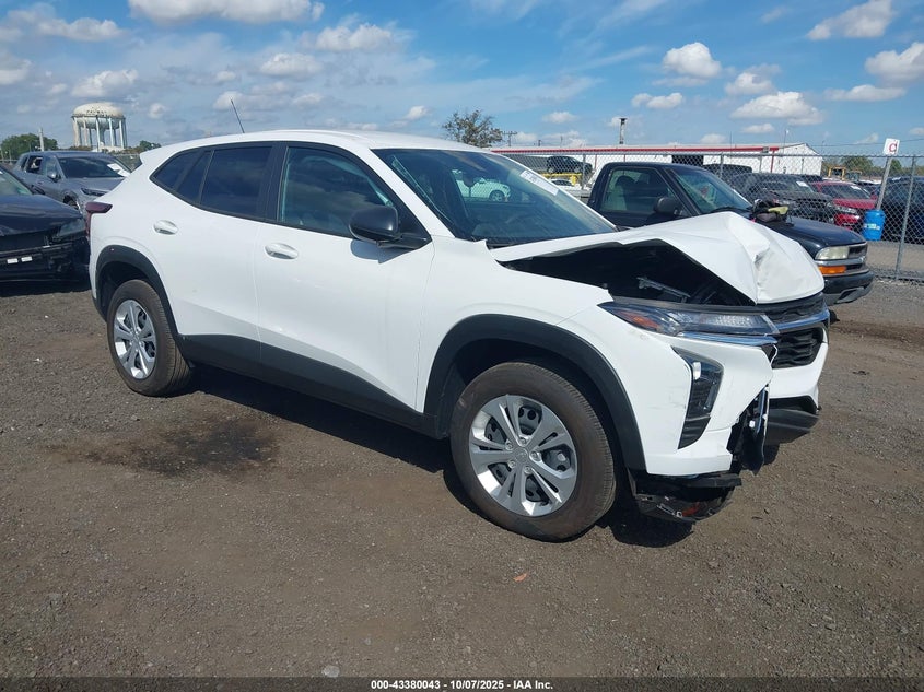 CHEVROLET TRAX FWD LS