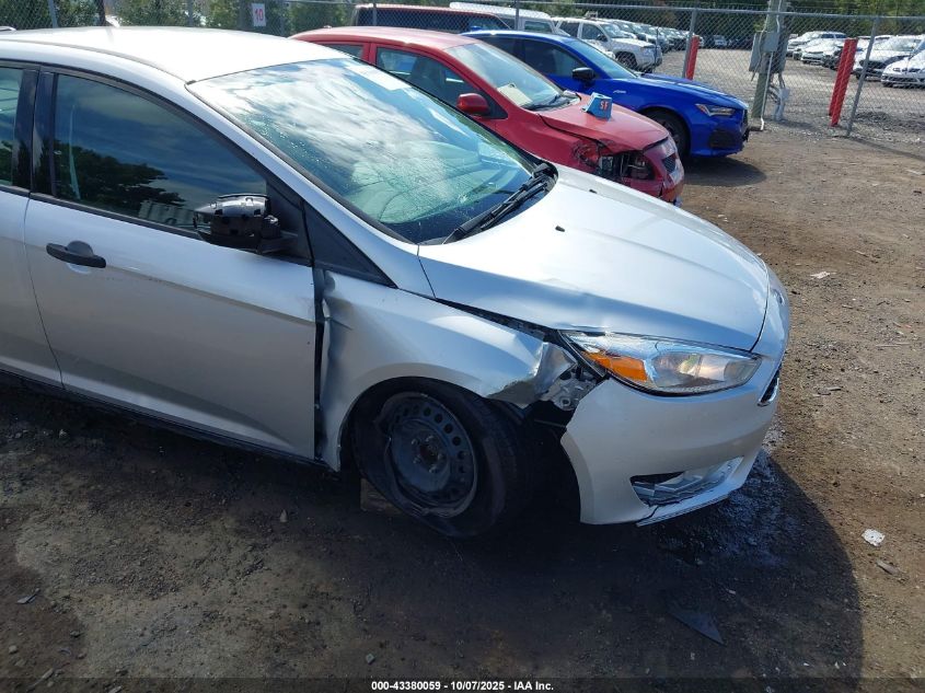 2018 Ford Focus S VIN: 1FADP3E28JL209534 Lot: 43380059