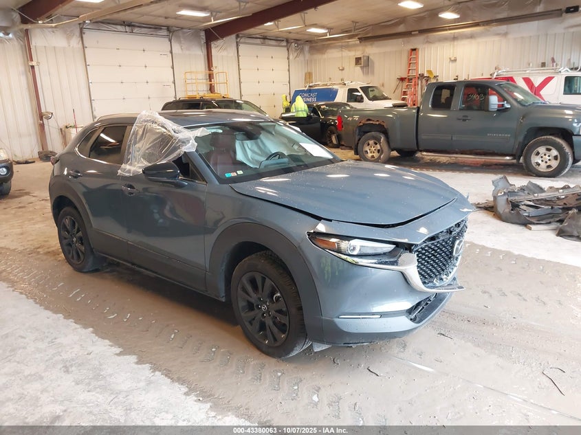MAZDA CX-30 CARBON EDITION