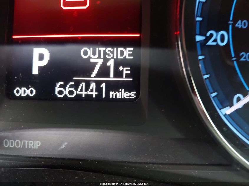 2019 Toyota Corolla Le VIN: 2T1BURHE9KC210347 Lot: 43380111