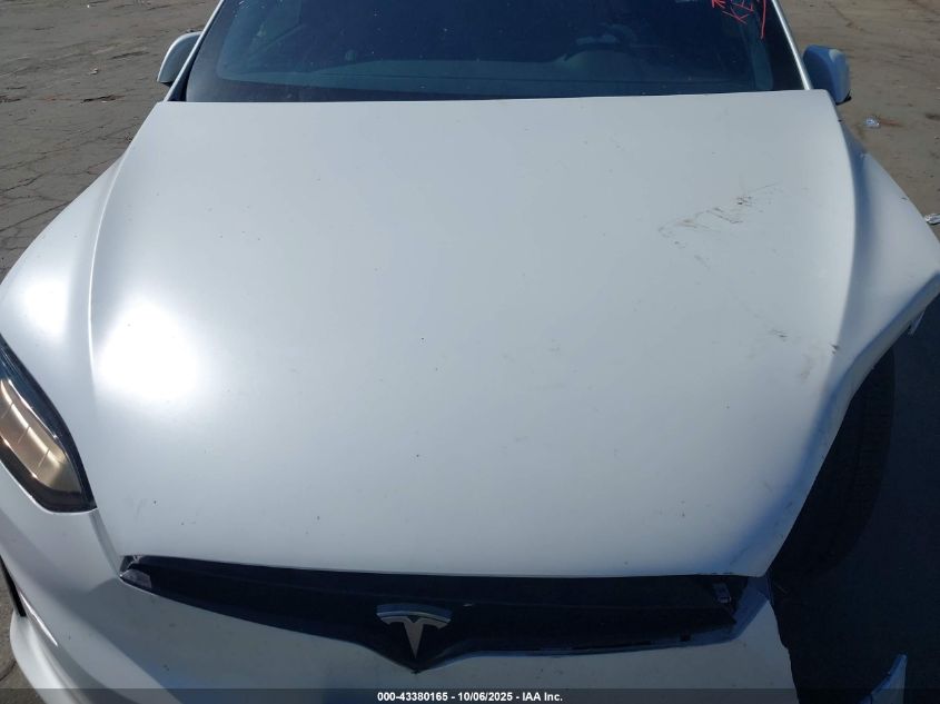 2022 Tesla Model X Plaid Tri Motor All-Wheel Drive VIN: 7SAXCBE64NF349253 Lot: 43380165