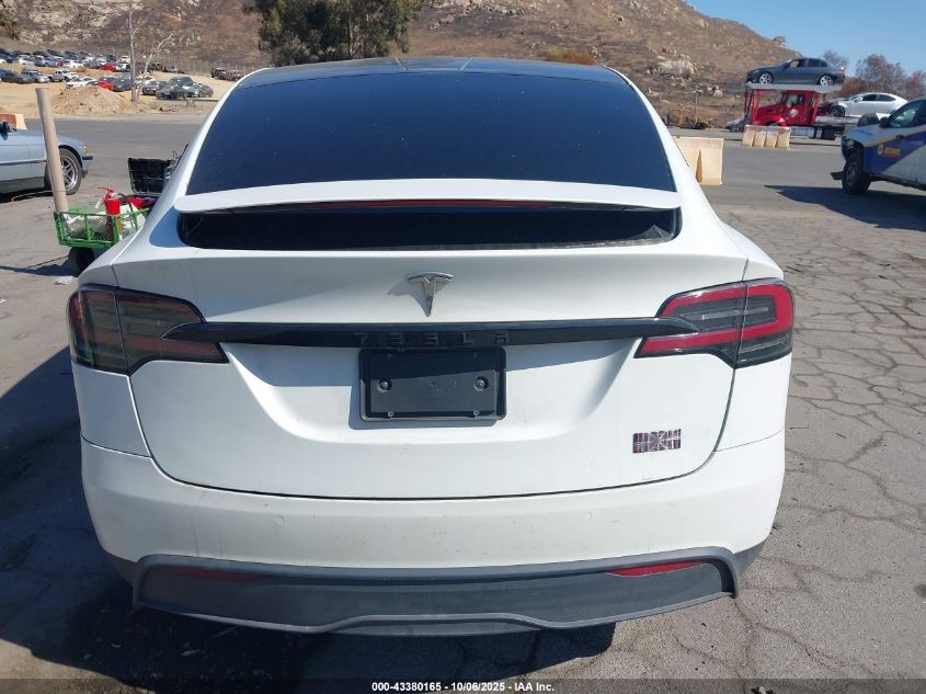 2022 Tesla Model X Plaid Tri Motor All-Wheel Drive VIN: 7SAXCBE64NF349253 Lot: 43380165
