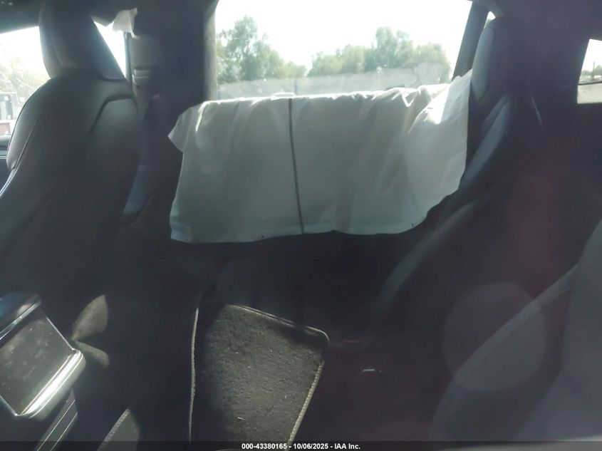 2022 Tesla Model X Plaid Tri Motor All-Wheel Drive VIN: 7SAXCBE64NF349253 Lot: 43380165