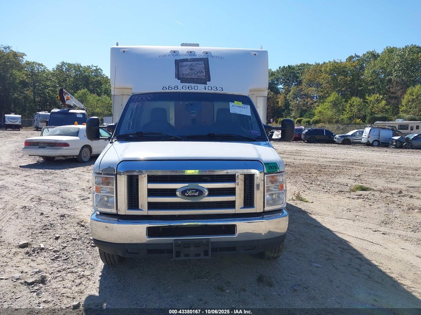 2017 Ford E-350 Cutaway VIN: 1FDWE3F64HDC66923 Lot: 43380167