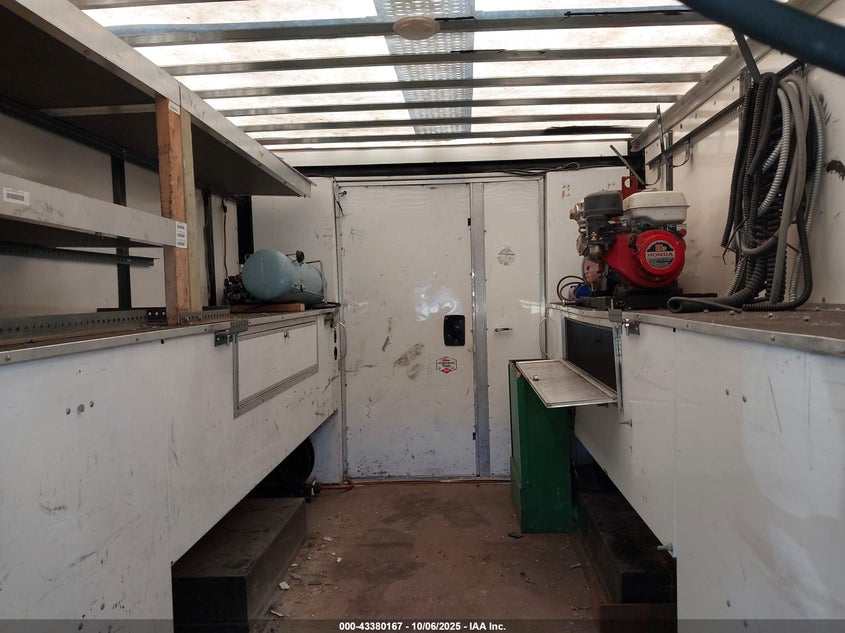 2017 Ford E-350 Cutaway VIN: 1FDWE3F64HDC66923 Lot: 43380167