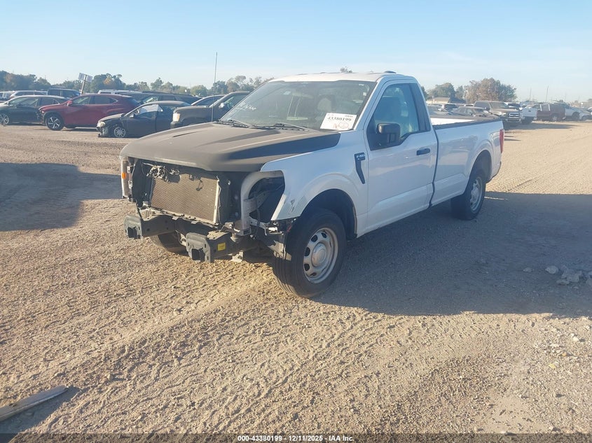 1FTMF1CB0NKE66770 2022 FORD F-150 photo no. 2