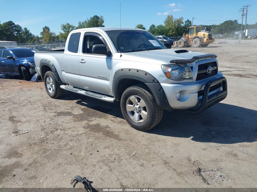 TOYOTA TACOMA BASE V6