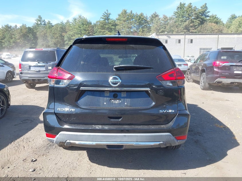 2018 NISSAN ROGUE SV KNMAT2MV1JP549826