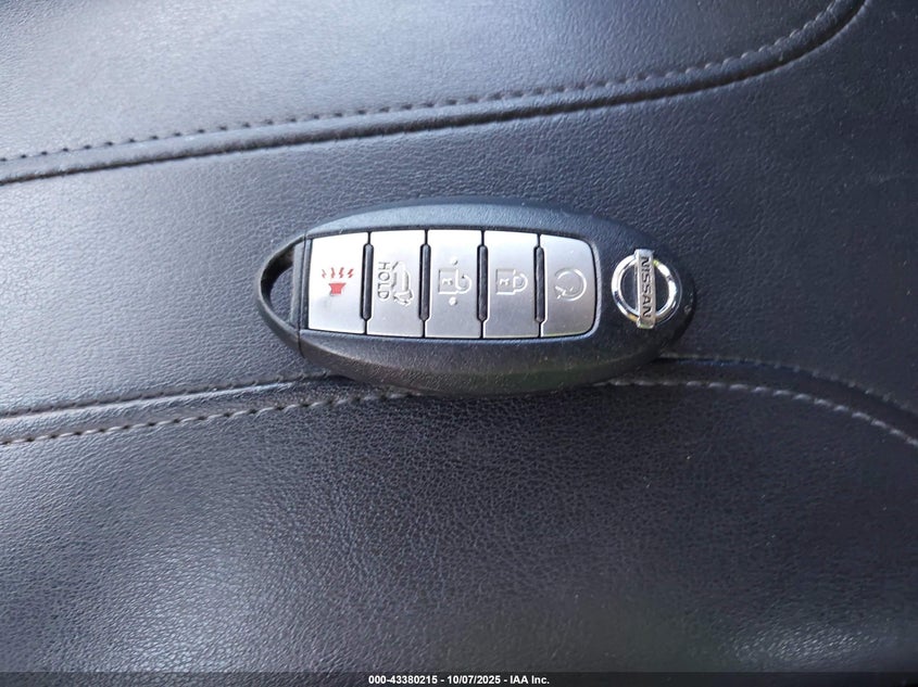 2018 NISSAN ROGUE SV KNMAT2MV1JP549826