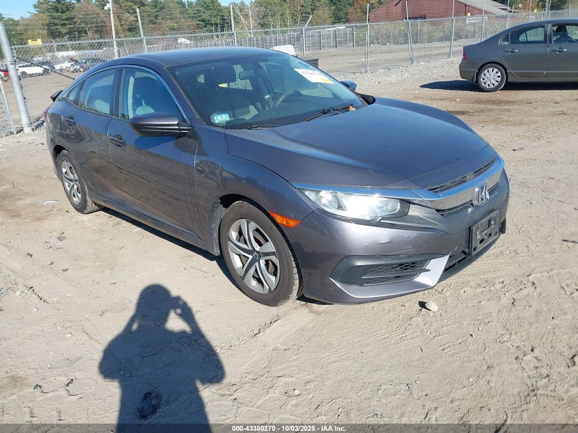2018 HONDA CIVIC LX - 19XFC2F51JE203293