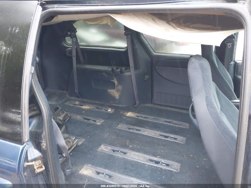 2002 Dodge Grand Caravan Sport VIN: 2B4GP44R62R697111 Lot: 43380315