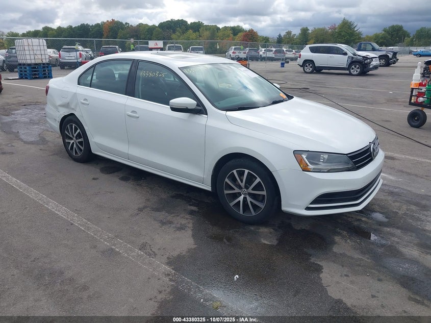VOLKSWAGEN JETTA 1.4T SE