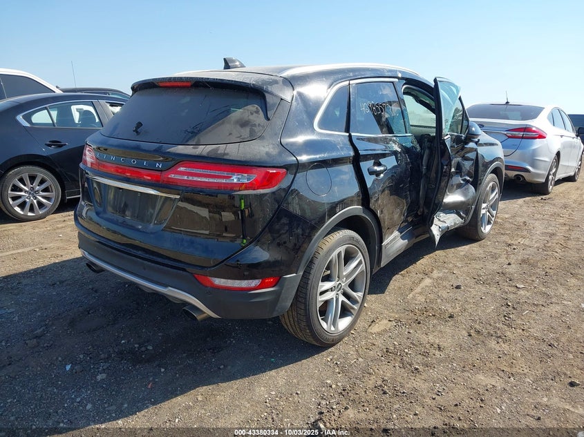 2019 LINCOLN MKC RESERVE - 5LMCJ3D90KUL10111