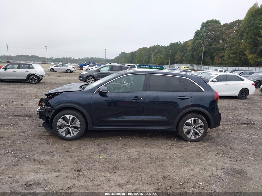 2022 KIA NIRO EV EX KNDCC3LG6N5117784