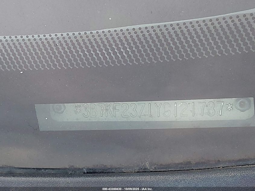 2000 Dodge Ram 2500 St VIN: 3B7KF23Z1YG121737 Lot: 43380430