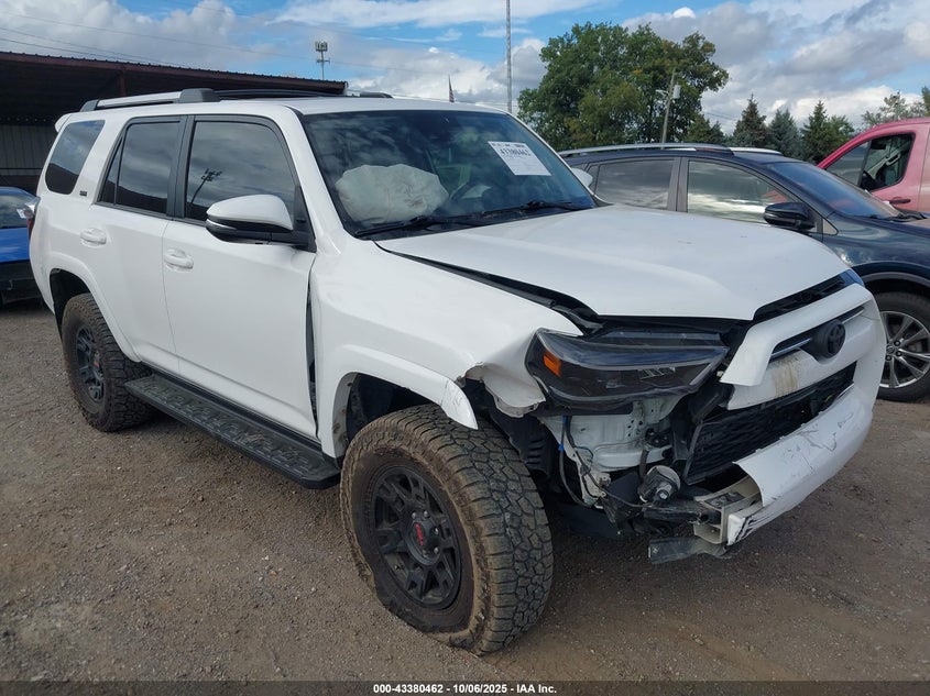 TOYOTA 4RUNNER SR5 PREMIUM