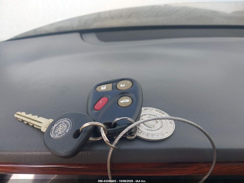 2000 Cadillac Deville Standard VIN: 1G6KD54Y3YU353141 Lot: 43380482