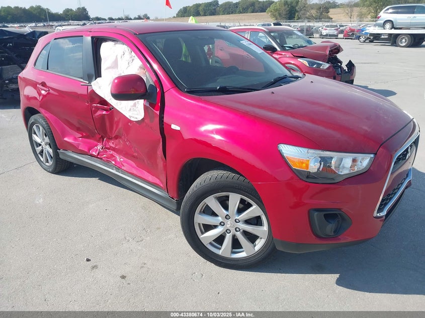 MITSUBISHI OUTLANDER SPORT ES