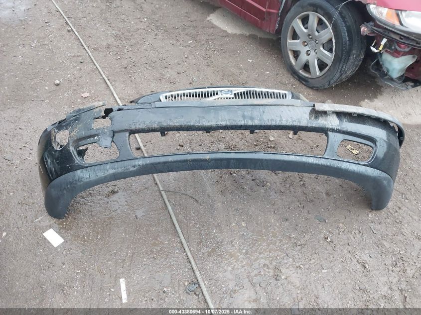 2001 Volvo V70 T5 VIN: YV1SW53D112101812 Lot: 43380694